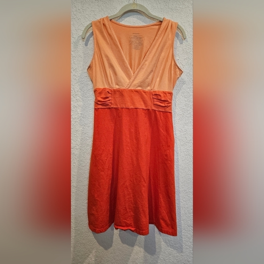 Women's Patagonia Orange VNeck Short Sleeve Dress Size Small - Picture 4 of 4